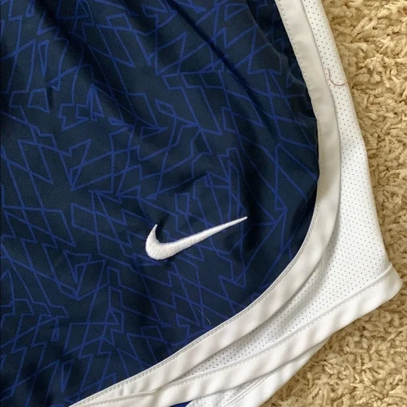 Nike Penn State Women's Navy and White Athletic running Shorts women’s SZ XS - Picture 3 of 7